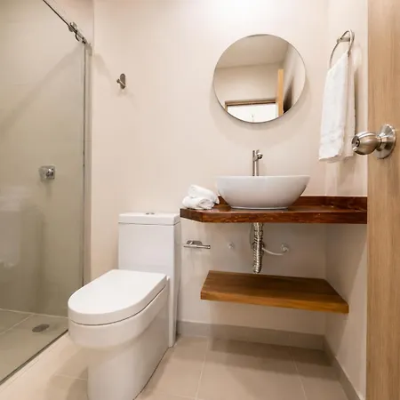Hotel Azure *