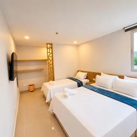 Hotel Azure *